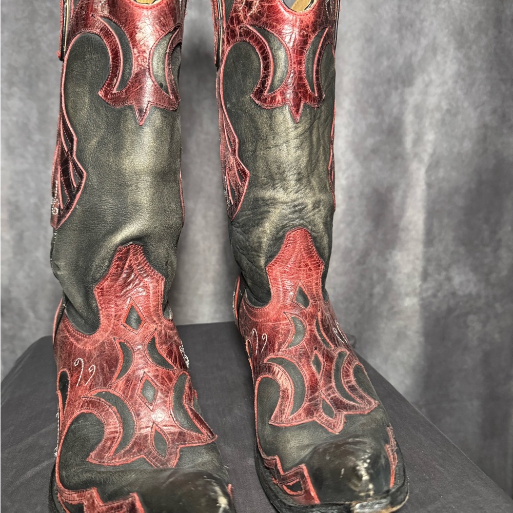 Stylish Black and Red Heeled Boots